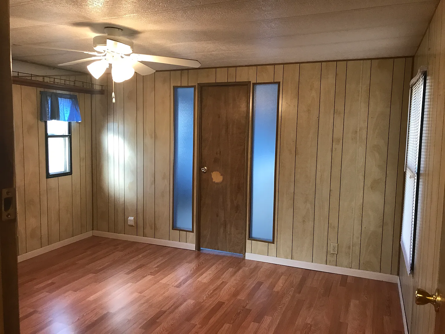 22401 Pineridge Dr — Photo 4
