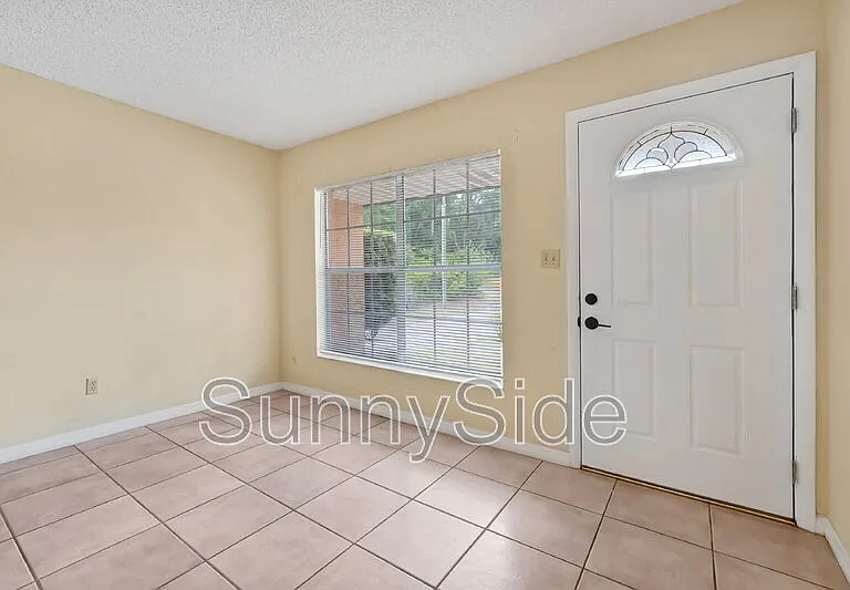 8102 Turkey Dr — Photo 4