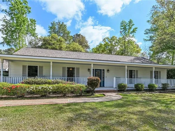 107 Heatherstone Ln, Covington, LA 70433