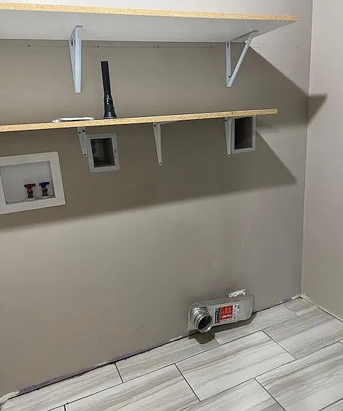 313 W Murray Ct — Photo 15