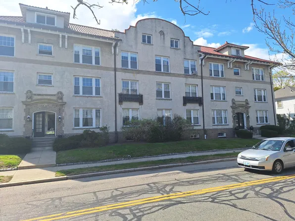 236 Butler Ave APT 6, Providence, RI 02906