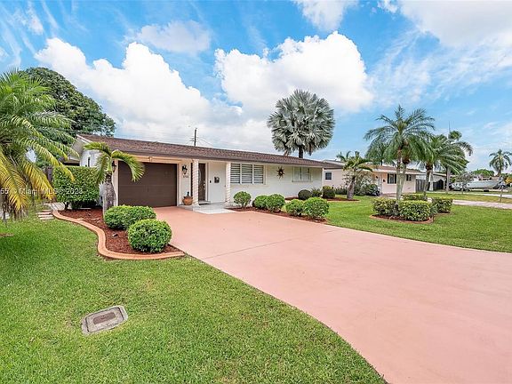 4th image of 8761 NW 16th St