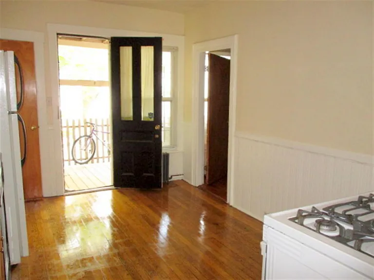 61 Summer St #3 — Photo 4
