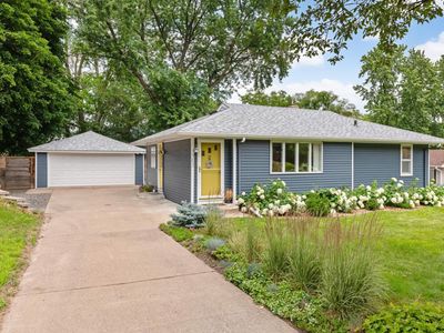 701 Eldridge Ave W, Roseville, MN, 55113