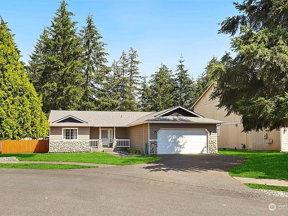 2nd image of 16809 27th Avenue E