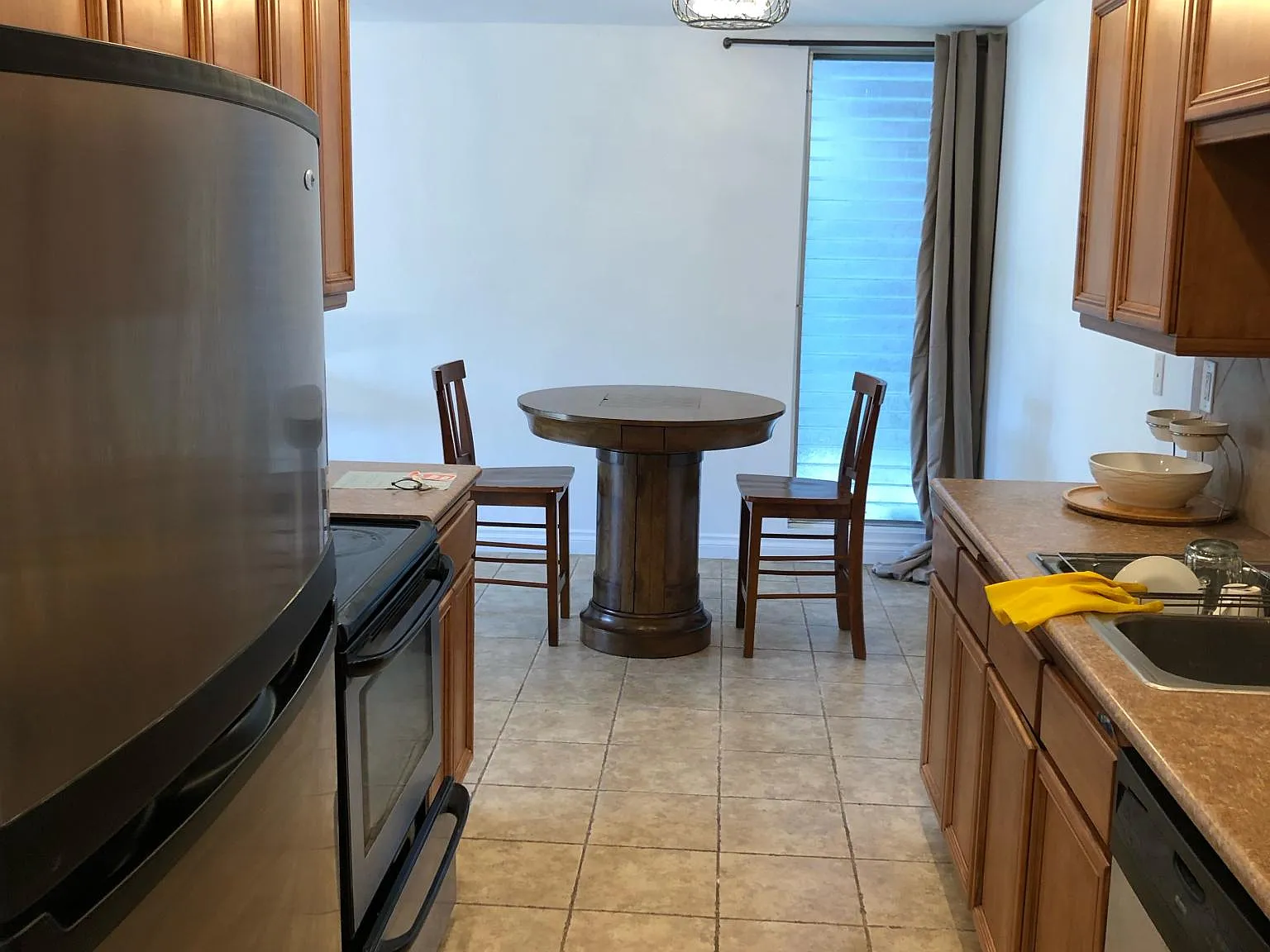 3 bed, 1459 sqft, $4,000 — Photo 3