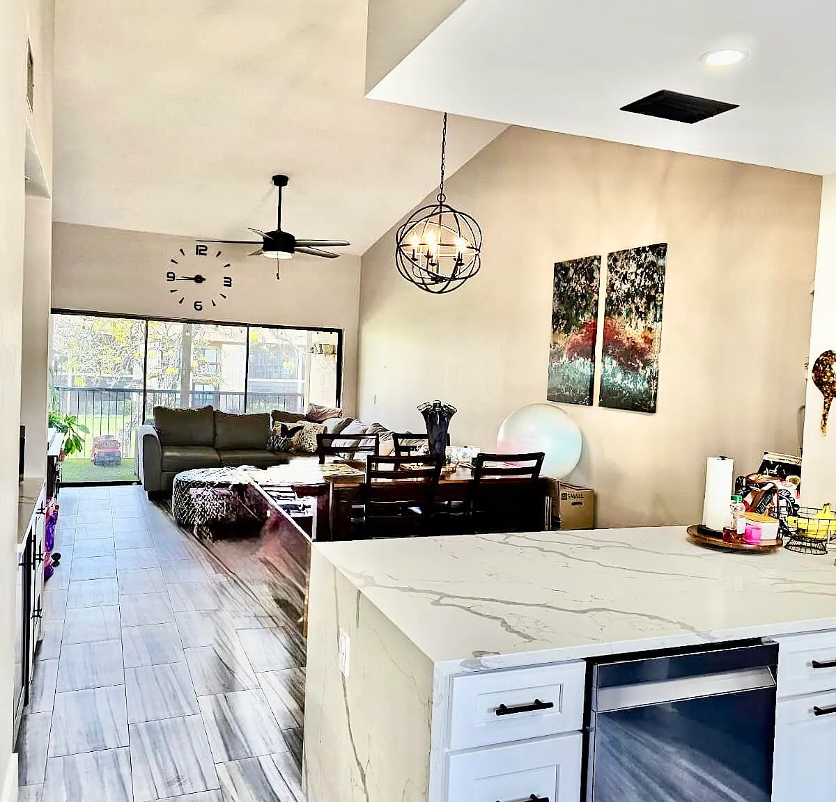 2 bed, 2.0 bath, 1100 sqft, $2,350 — Photo 2