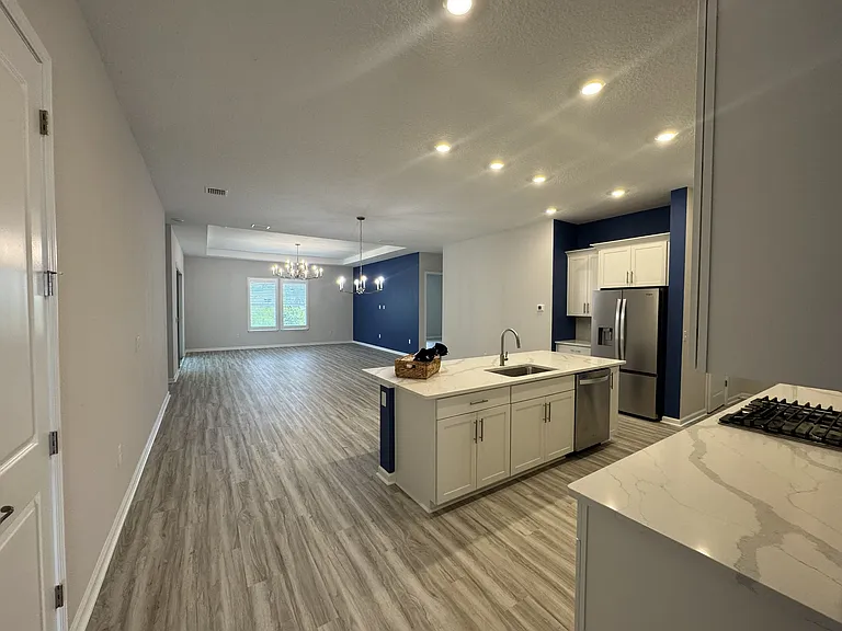 6 Blue Grotto Pl — Photo 21