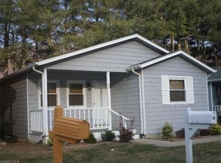 95 Market St, Maggie Valley, NC 28751