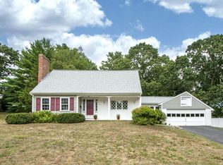 9 Winthrop Rd, Hingham, MA 02043