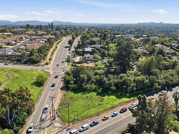 4th image of Mission Rd