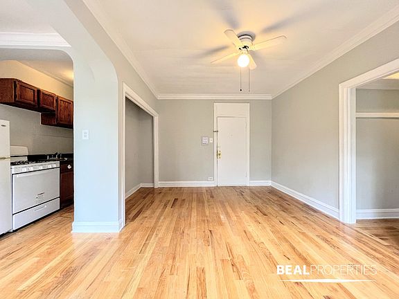 5th image of 4614 N Paulina St #4614303