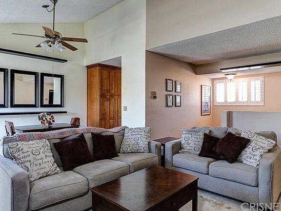 5th image of 27119 Crossglade Ave Unit 6