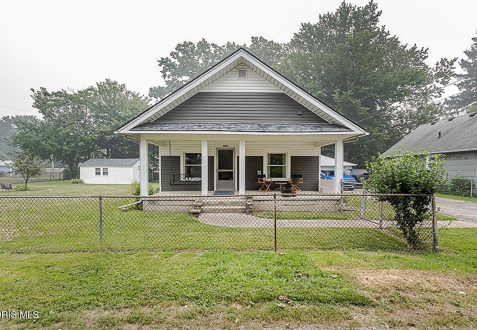 1st image of 5844 317th St