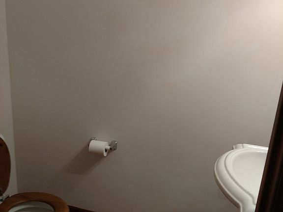 3rd image of 900 Willow Glen Dr #1