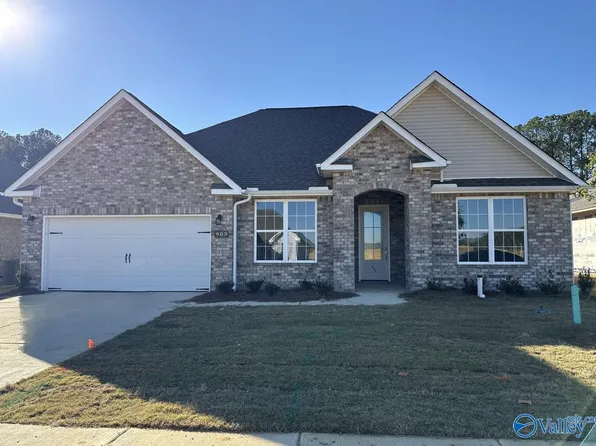 903 Ronnie Dr SE, Hartselle, AL 35640