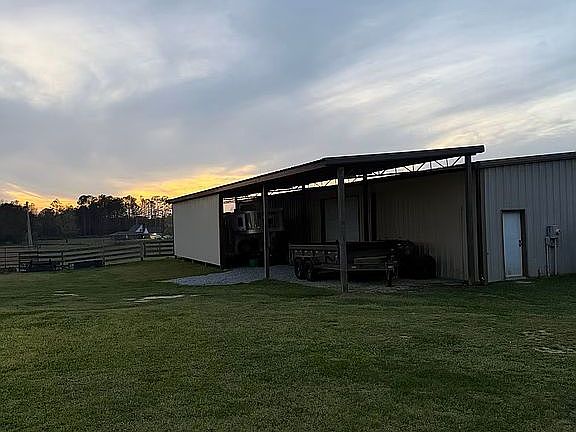 3rd image of 216 Murphy Rd
