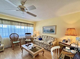 39 Harwood Dr #B, Deerfield Beach, FL 33442