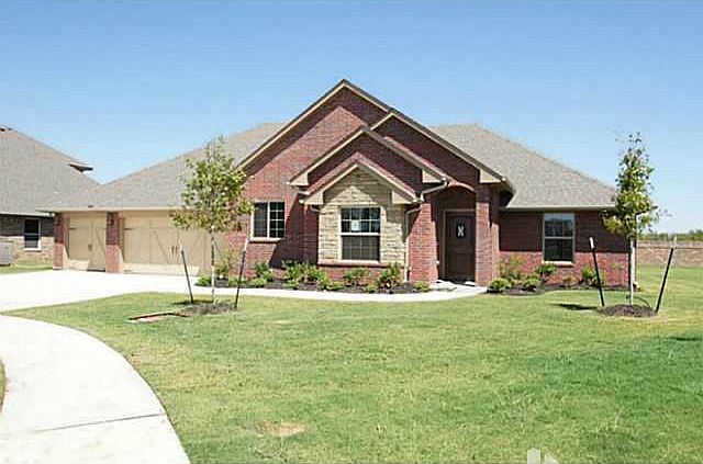 1st image of 13600 Gentry Dr