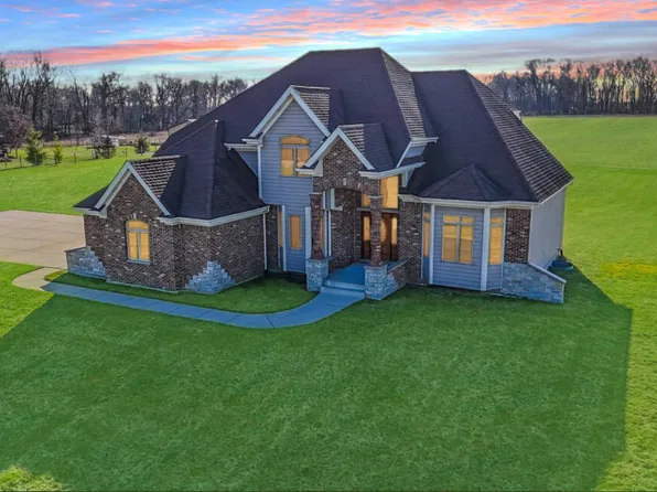 17826 County Line Rd, Hebron, IN 46341