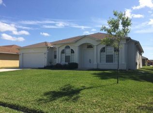 2638 SW Fair Isle Rd, Port Saint Lucie, FL 34987
