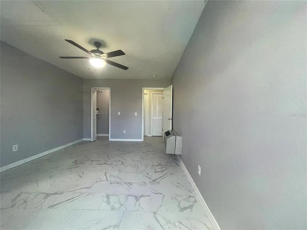 1 bed, 1.0 bath, 406 sqft, $1,200 — Photo 3