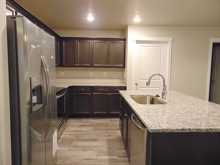 4340 N Alester Ave — Photo 7