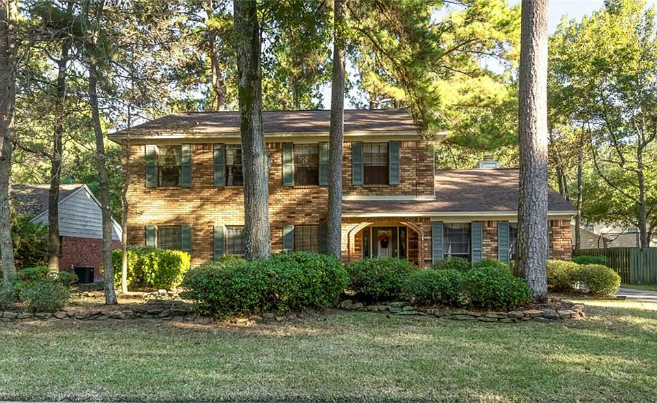 1st image of 2618 Silver Falls Dr