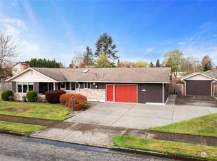 1834 Pioneer St, Enumclaw, WA 98022