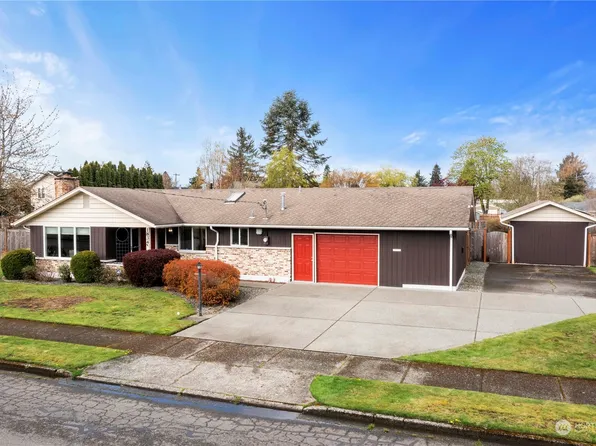1834 Pioneer Street, Enumclaw, WA 98022