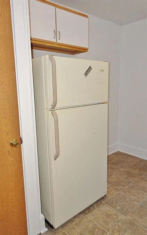 2 bed, 836 sqft, $1,050 — Photo 4