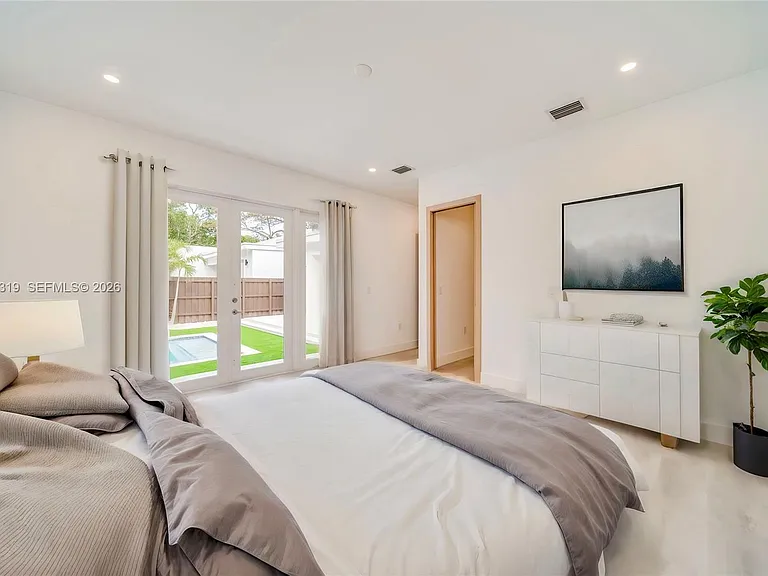 8990 N Miami Ave — Photo 12
