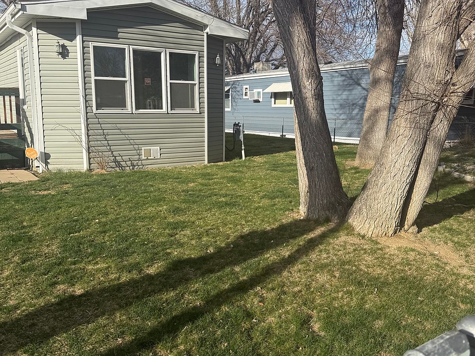 1st image of 265 Windsor Cir N