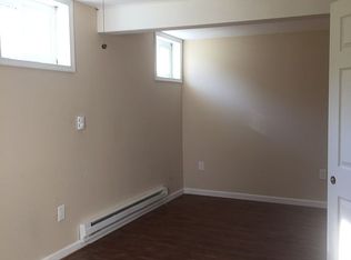 10 Jefferson Dr, Sterling, VA 20165