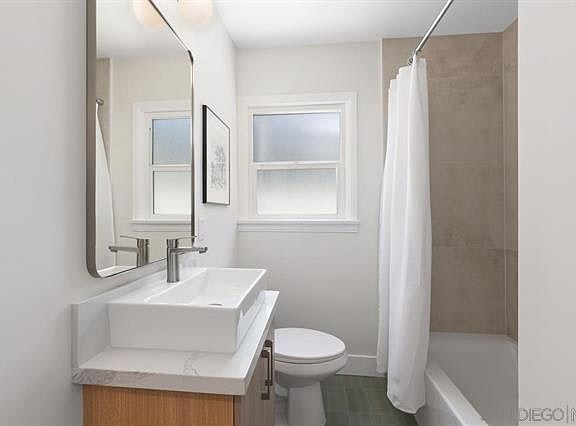 2nd image of 4120 39th St #4120