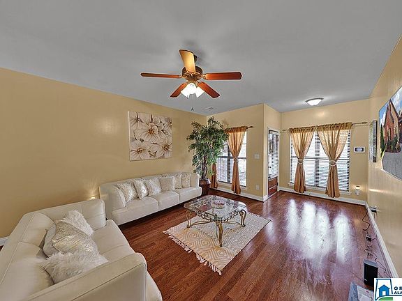 4th image of 5236 Sterling Glen Dr