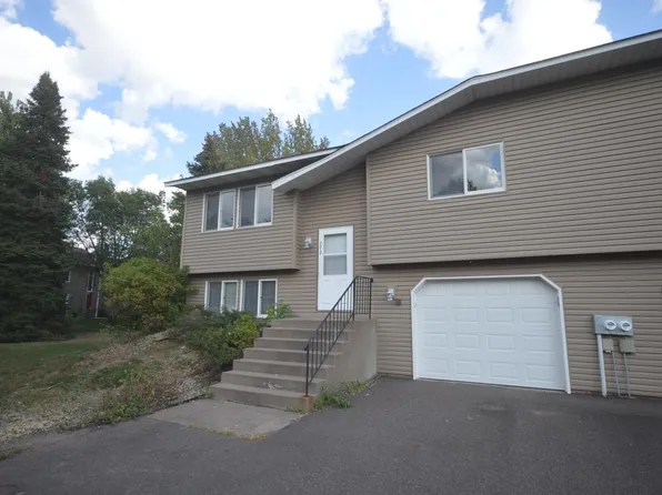 2317 Granada Ave N, Oakdale, MN 55128