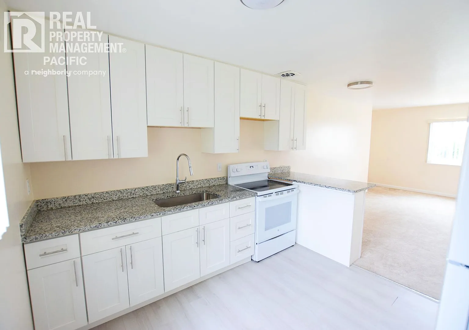 2131 Parker Street — Photo 4