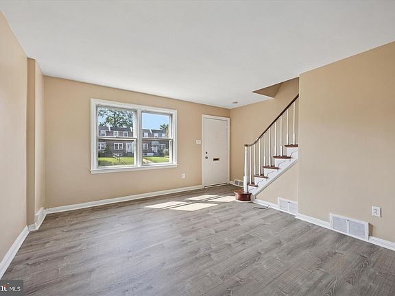5th image of 3429 Valley Green Dr
