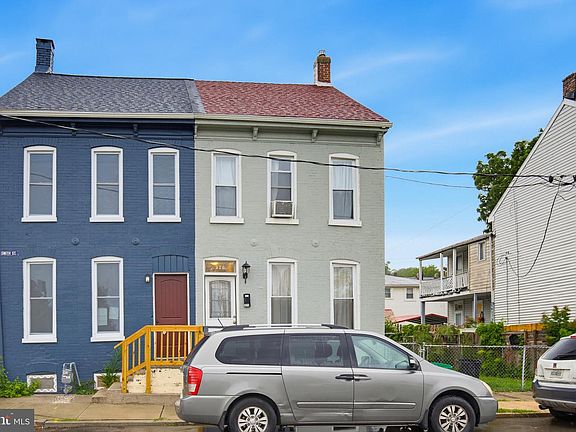 2nd image of 326 Smith St