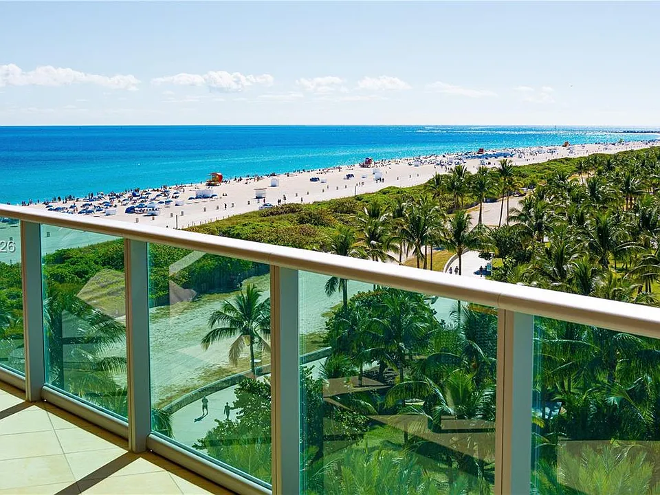1455 Ocean Dr #902