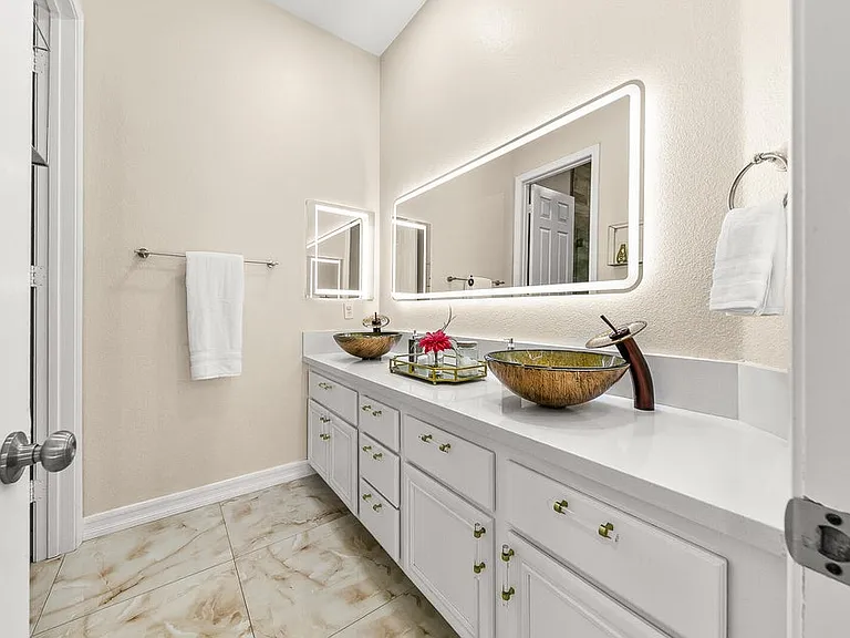 46211 Roadrunner Ln — Photo 21