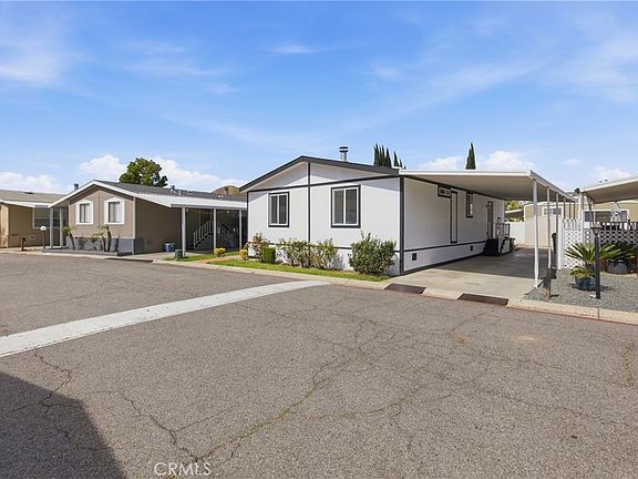 3rd image of 4901 Green River Rd #153
