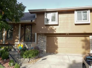 15214 Grover St, Omaha, NE 68144