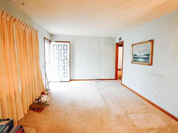 4th image of 1501 E Luther St