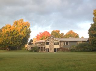 376 65th St, South Haven, MI 49090