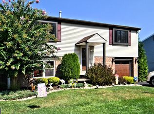 88 Dawn Rd, Levittown, PA 19056