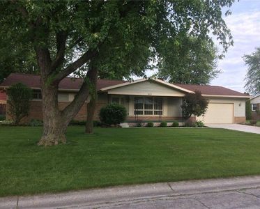 412 Tulip Dr, Wapakoneta, OH, 45895
