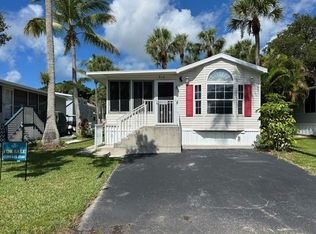 3100 North Rd #319, Naples, FL 34104