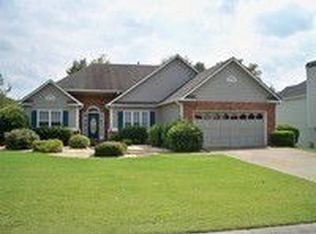 122 Eagle Glen Dr, Woodstock, GA 30189